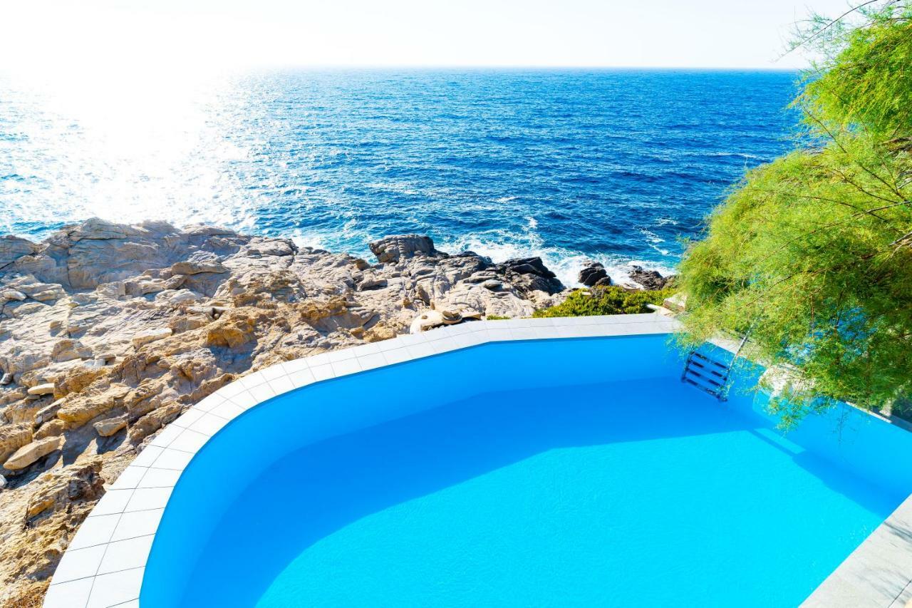 Ikarian Endless Blue Pensionat Kouniadi Exteriör bild