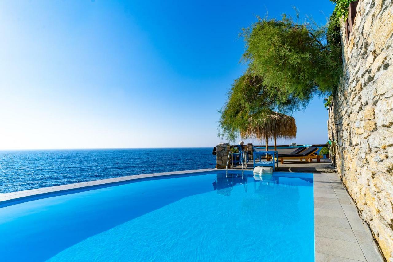 Ikarian Endless Blue Pensionat Kouniadi Exteriör bild